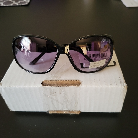 Women's rectangular sunglasses - Picture 1 of 4